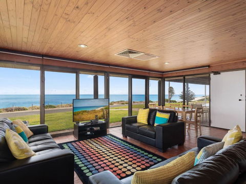 Gold Coast Views 10 Gold Coast Drive - Tourism Caloundra 0