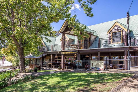 Gold Mine Guest House And Cafe - Tourism Caloundra 1