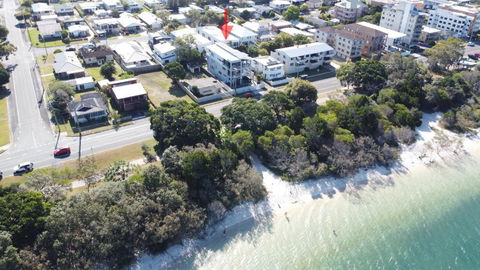 Golden Beachfront Holiday Home - Tourism Caloundra 0