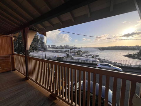 Golden Dream - Tourism Caloundra 2