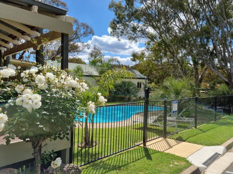 Golden Heritage Accommodation - Tourism Caloundra 2