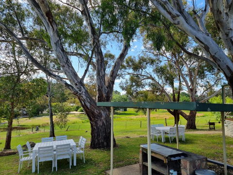 Golden Heritage Accommodation - Tourism Caloundra 4