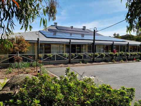 Golden Heritage Accommodation - Tourism Caloundra 0