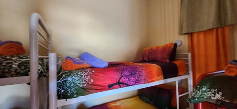Golden Mount Dorm - Tourism Caloundra 3
