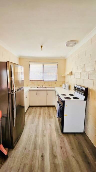 Golden Patch Retreat, Kalgoorlie - Tourism Caloundra 3
