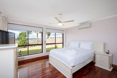 Goldfields View - Tourism Caloundra 1