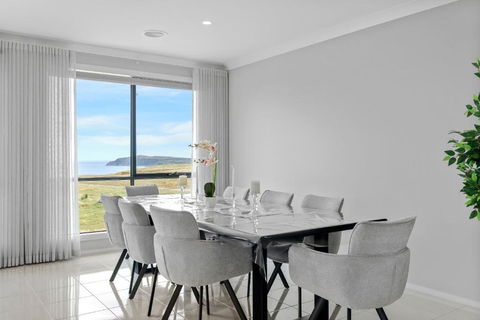 Golf Club Seaside Serenity By Ready Set Stay - Tourism Caloundra 1