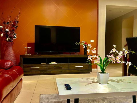 Golf View Charm - Tourism Caloundra 1