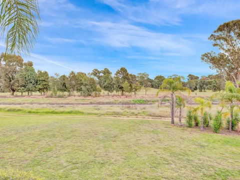 Golf Views Apartment - Tourism Caloundra 2