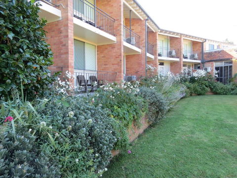 Golfview Lodge - Tourism Caloundra 4