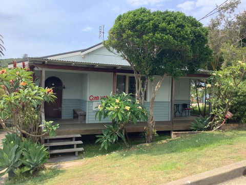 Good Vibes, 18 East Street - Tourism Caloundra 0
