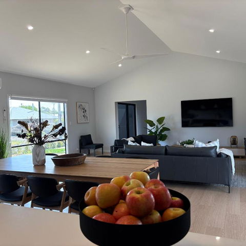 Goolwa Beach Pavilion - Tourism Caloundra 2