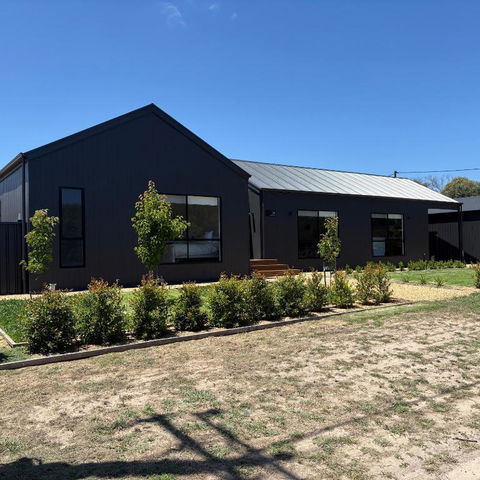 Goolwa Beach Pavilion - Tourism Caloundra 0