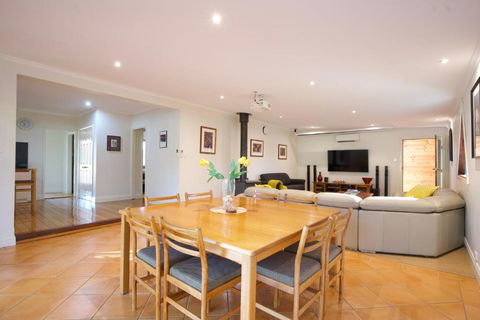 Goolwa River Retreat - Tourism Caloundra 4