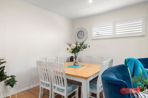 Goondiwindi Cowes - Tourism Caloundra 4