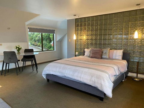 Gordon Gateway - Tourism Caloundra 1