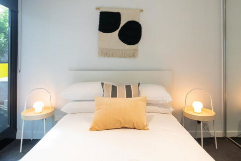Gorgeous 1-Bed Apartment With A Rooftop Pool - Tourism Caloundra 2