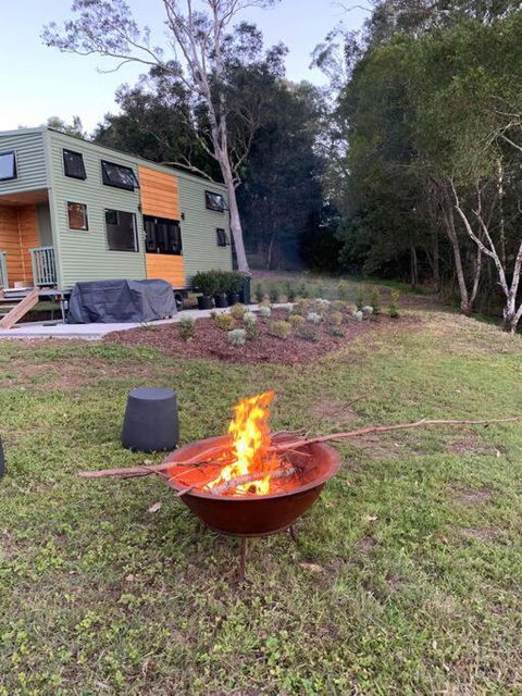 Gorgeous 2 Bedroom Tiny House Noosa Hinterland - Tourism Caloundra 0