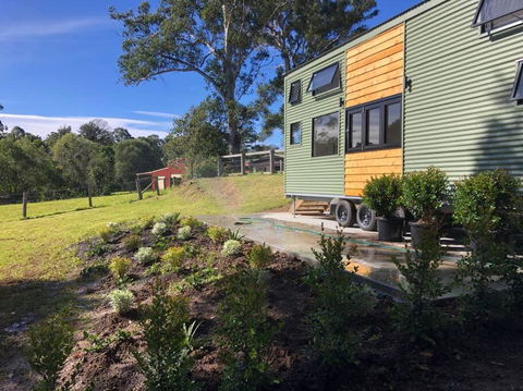 Gorgeous 2 Bedroom Tiny House Noosa Hinterland - Tourism Caloundra 1