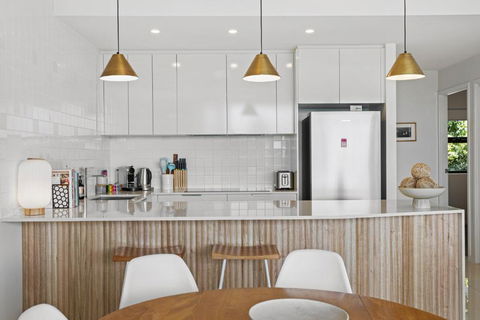 Gorgeous 3-Bed Apartment With City Views - Tourism Caloundra 3