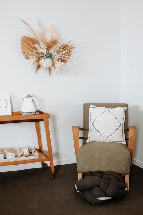 Gorgeous 5 Bedroom Beach House. Dog/Kid Friendly. - Tourism Caloundra 2