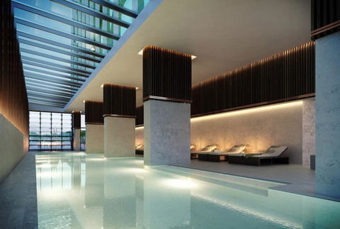 Gorgeous City Views 70th Floor 3BR Apartment With Pool And Gym - Tourism Caloundra 2