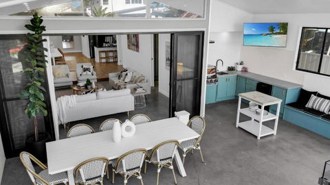 Gorgeous Getaway Toowoon Bay - Tourism Caloundra 2