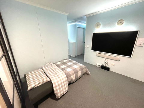 Gadigal Apt - Tourism Caloundra 2