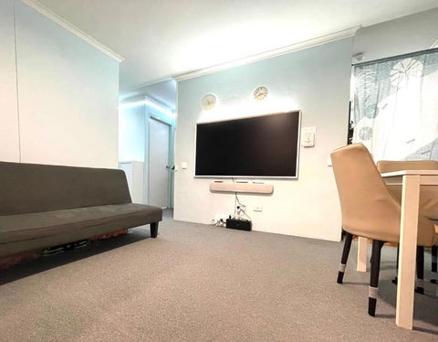 Gadigal Apt - Tourism Caloundra 1