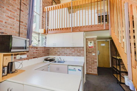 Gables 13 Of 2 Clyde Street - Tourism Caloundra 2
