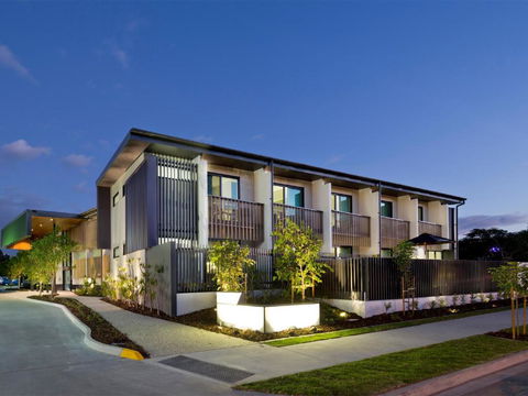 Glen Hotel And Suites - Tourism Caloundra 0