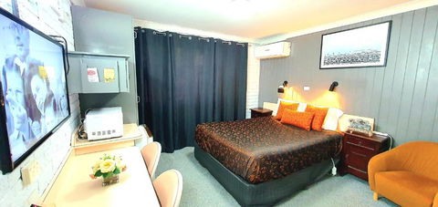 Goldrush Motel Young CBD - Tourism Caloundra 4