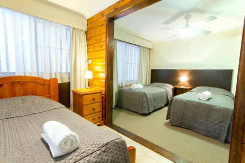 Harvest Lodge Motel - Gunnedah - Tourism Caloundra 2