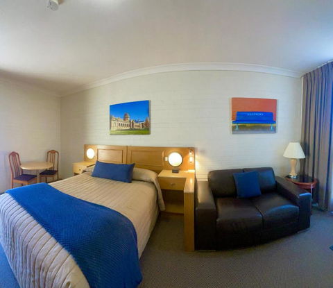 Goulburn Motor Inn - Tourism Caloundra 3