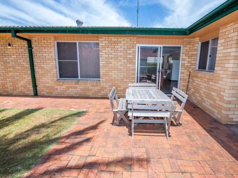 Government Rd 63 Shoal Bay - Tourism Caloundra 0