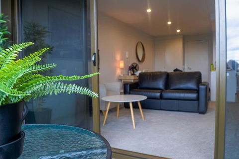 Governor Place - Executive Central Apartment - Tourism Caloundra 0