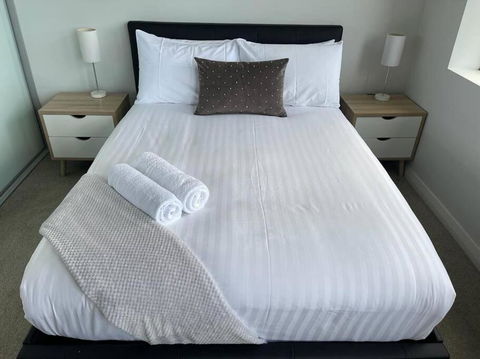 Governor Place - Executive Central Apartment - Tourism Caloundra 4