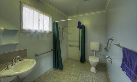 Governors Hill Carapark - Tourism Caloundra 4