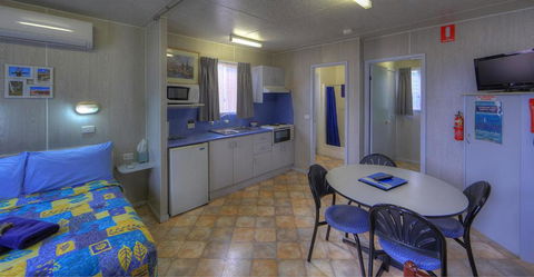 Governors Hill Carapark - Tourism Caloundra 3