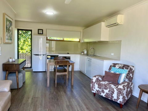 Gowings Of Mallacoota - Tourism Caloundra 1