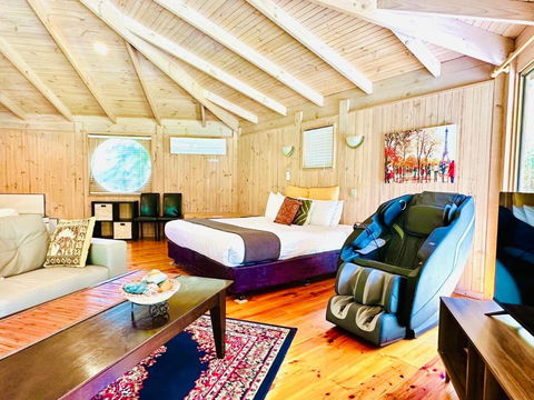 Grampians Chalets - Tourism Caloundra 0