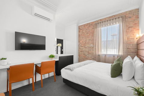 Grand Hotel And Studios - Tourism Caloundra 0