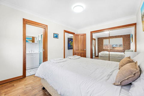 Grand Pacific 1 Unit 4 - First Floor - Tourism Caloundra 4