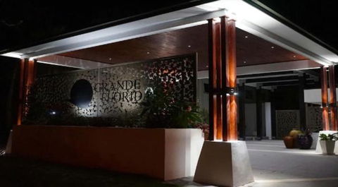 Grande Florida - Hosted By Burleigh Letting - Tourism Caloundra 4