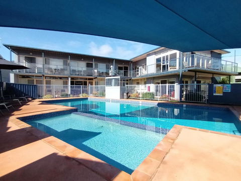Grandeur Holiday Units - Tourism Caloundra 0