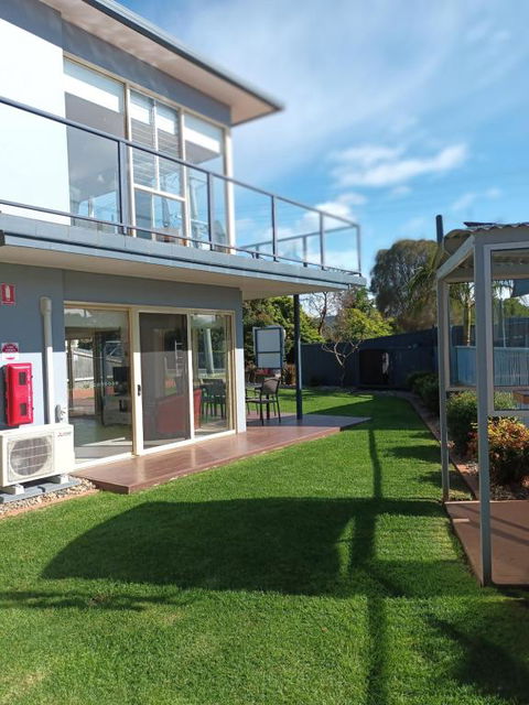 Grandeur Holiday Units - Tourism Caloundra 4