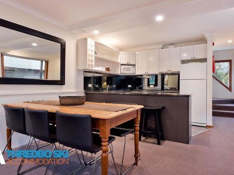 Granite Peaks 2 - Tourism Caloundra 3