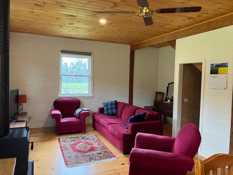 Grannies Lane Cottage - Tourism Caloundra 3