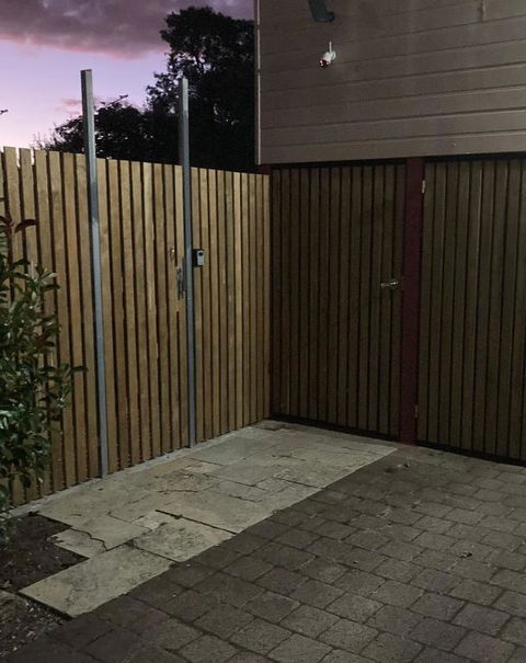 Granny Flat - Tourism Caloundra 3