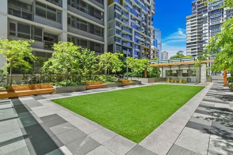 Great Location 2B2B Free Parking - Tourism Caloundra 2